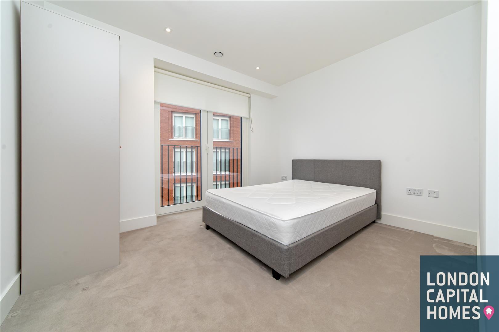 7A Exchange Gardens, London